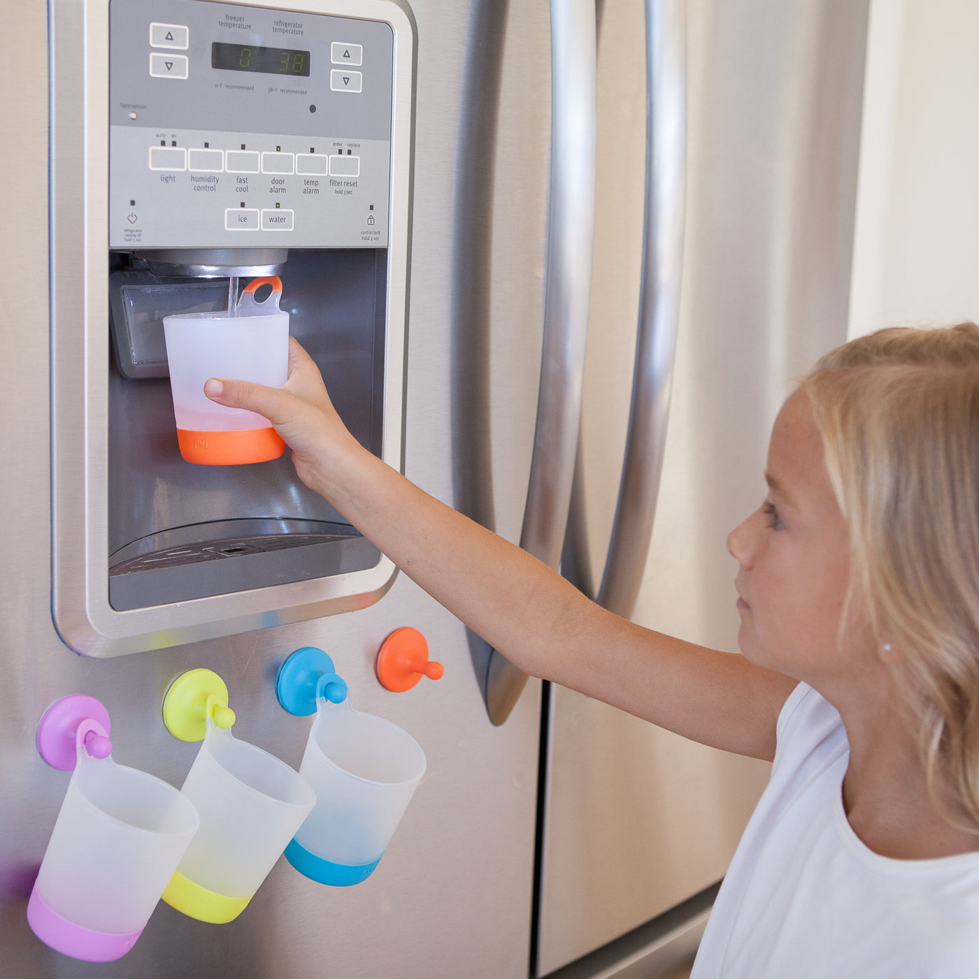 HANGABLE KID CUPS BY PUJ PHILLUP: THE PERFECT ADDITION TO YOUR KITCHEN.